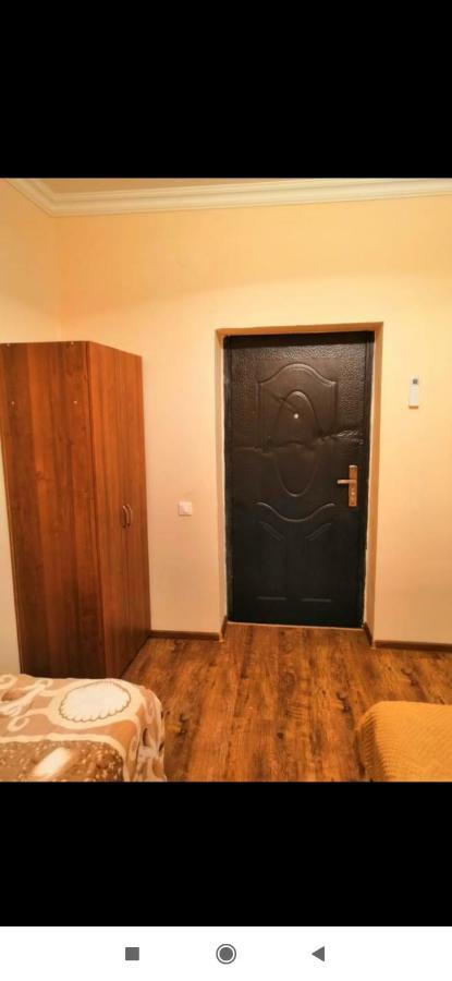 Guesthouse Mira Гагра Екстер'єр фото